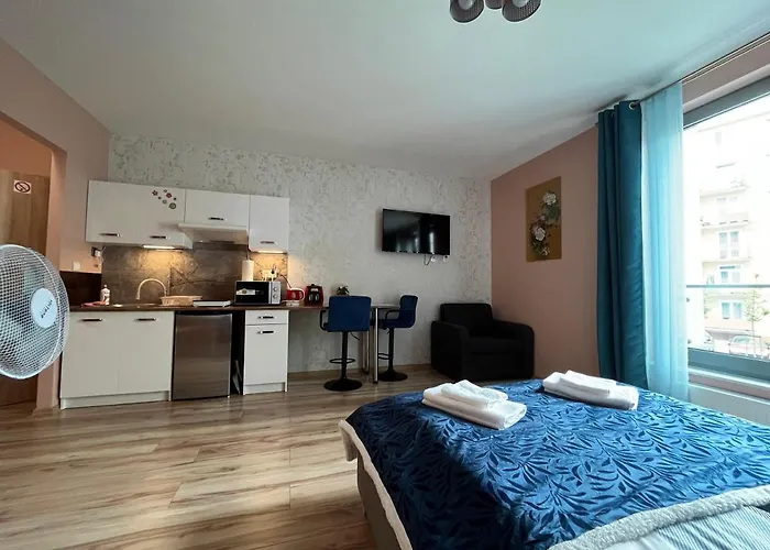 Mona Sun Apart Апартаменты *